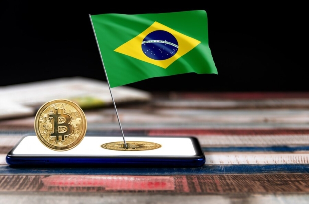 bitcoin-brasil-na-bandeira-do-brasil-noticias-bitcoin-e-situacao-juridica-no-conceito-brasil_143953-500